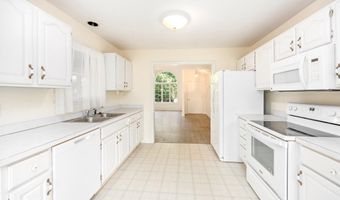 22 Sailors Way, Berlin, MD 21811