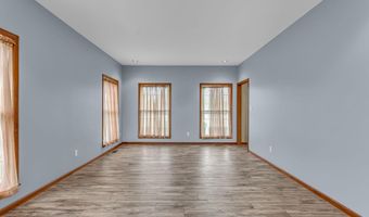 987 N 640 Rd, Baldwin City, KS 66006