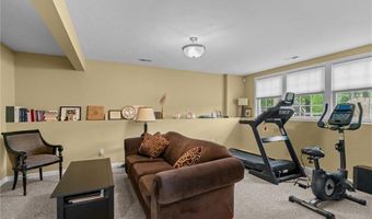 76 Lakehurst Dr, Coventry, RI 02816