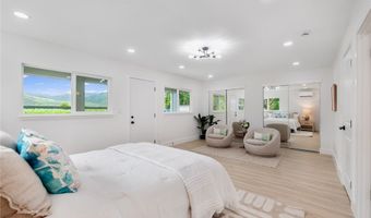 723 Kahoa Dr, Kailua, HI 96734