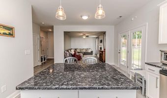 216 Vanderbuilt Ct, Aberdeen, NC 28315