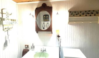 24 Hill Ln, Beddington, ME 04622