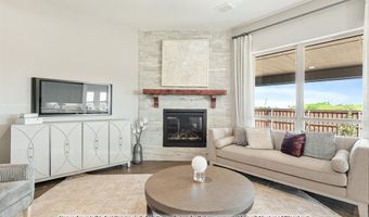 214 Comanche Trl, Alvarado, TX 76009