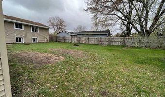 919 38th Ave, Anoka, MN 55303