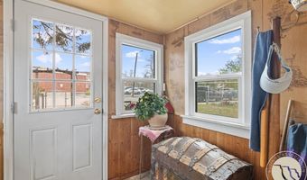 135 S Montana Ave, Absarokee, MT 59001