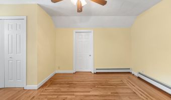 149 9th St, Belford, NJ 07718