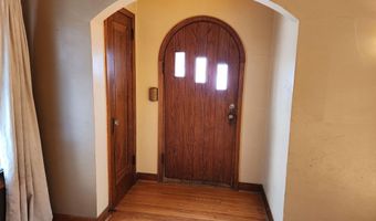 908 E 9th St, Atlantic, IA 50022