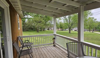 819 E Washington Ave, Ava, MO 65608