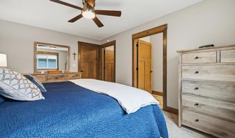 1515 Geneva Rd NE, Alexandria, MN 56308
