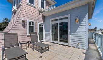 2677 Garfield St, Carlsbad, CA 92008