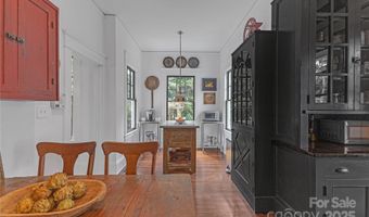 1519 The Plz, Charlotte, NC 28205