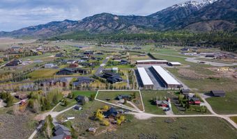 60 BUCKRAIL Ln, Alpine, WY 83128
