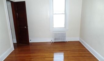 131 Kent Ave, Bridgeport, CT 06610