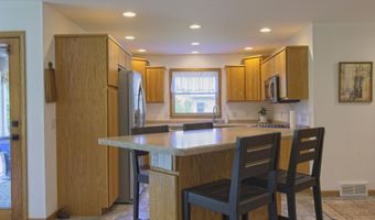 552 Meadowlark Ln, Portage, WI 53901