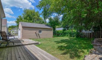 816 E HARRISON St, Appleton, WI 54915