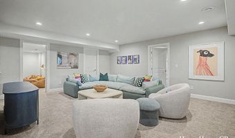 5327 Canyon River Dr NE, Ada, MI 49301