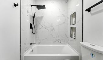 2339 N POWHATAN St, Arlington, VA 22205