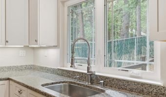 2136 Silver Dr, Arnold, CA 95223