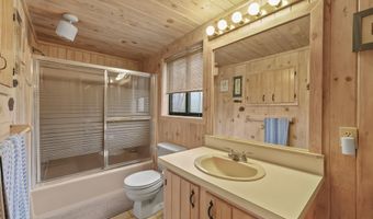 422 Bonny Rigg Hill Rd, Becket, MA 01223