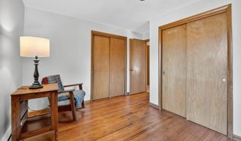 813 E GRANT St, Appleton, WI 54911