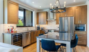 1 Waterfront Way 301, Avon, CO 81620