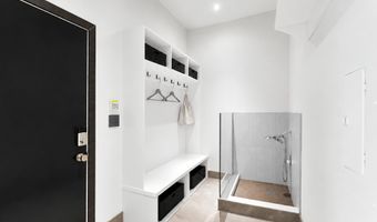 6600 RESERVES HILL Ct, Annandale, VA 22003