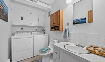 9191 Villaridge Ct, Affton, MO 63123