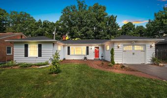 2323 PALISADES Dr, Appleton, WI 54915