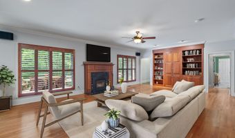 1720 Wood Creek Cir, Athens, TN 37303