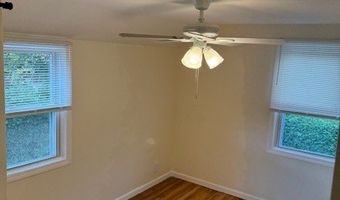 11 High Ridge Dr, Bridgeport, CT 06606