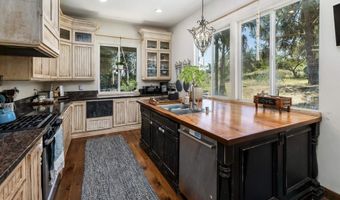 3605 Olive Hill Rd, Fallbrook, CA 92028