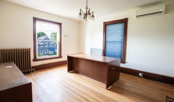 293 State St, Bangor, ME 04401