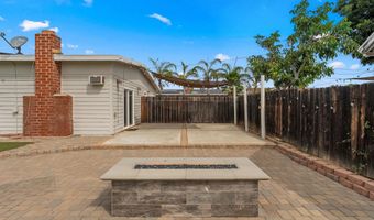 665 Foy Ln, Escondido, CA 92025