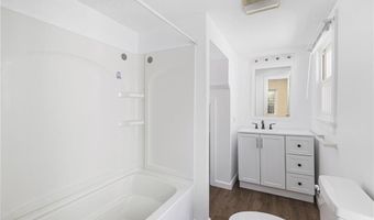 6 Mill St, North Smithfield, RI 02896