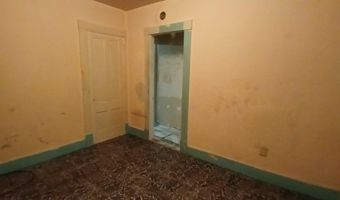 12 Pleasant St, Barre, VT 05641