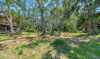 175 Harbor Cir, Alligator Point, FL 32346