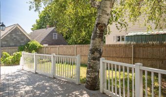 2 Rockwood Ave, Bar Harbor, ME 04609