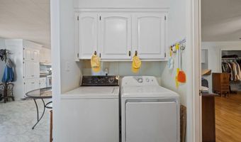 225 N 6th St, Aurora, NC 27806