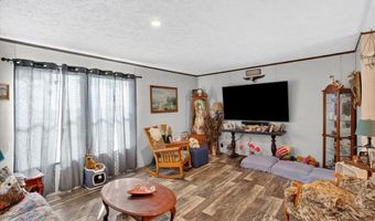 1274 E Dade 14, Aldrich, MO 65601