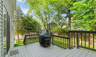 9 Rhodes St, Billerica, MA 01821