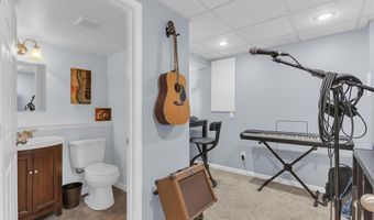 2429 Rosswood Ln, Arnold, MO 63010