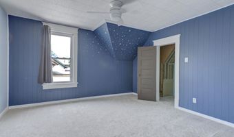 914 W 4TH St, Appleton, WI 54914