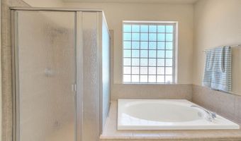 15095 Douglas St, Apple Valley, CA 92307