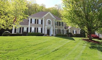 19 Devonshire Ct, Avon, CT 06001