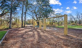 103 Red Admiral Ln, Savannah, GA 31419