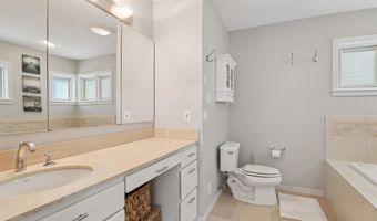 3212 Magnolia Cir, Ames, IA 50014