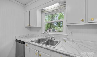 20 Summit Dr, Arden, NC 28704