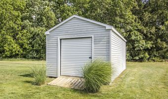 3248 Signal Point Dr, Allegan, MI 49010