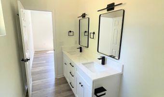 1801 Garden St, Camden, SC 29020