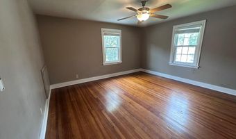 1207 8th St, Aurora, NE 68818